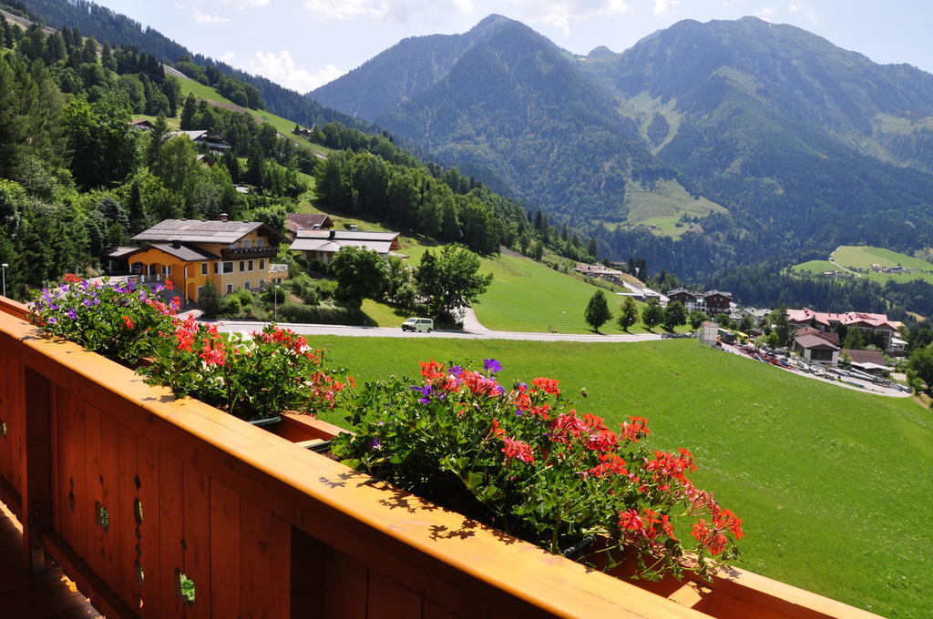Haus Hoellwart Sankt Johann im Pongau Luaran gambar