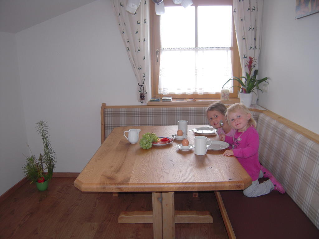 Haus Hoellwart Sankt Johann im Pongau Bilik gambar